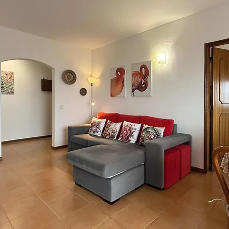 T2 Miramar, Pateo 公寓
