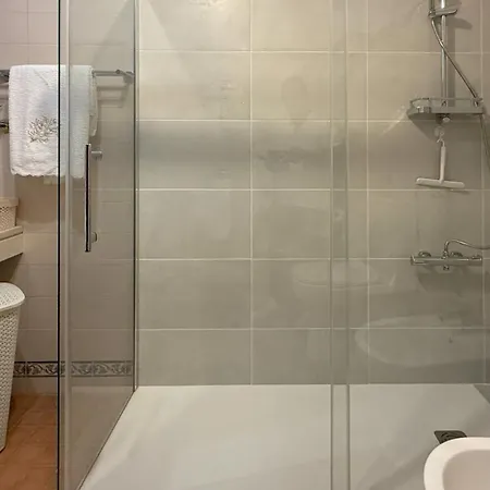 Apartment T2 Miramar, Pateo