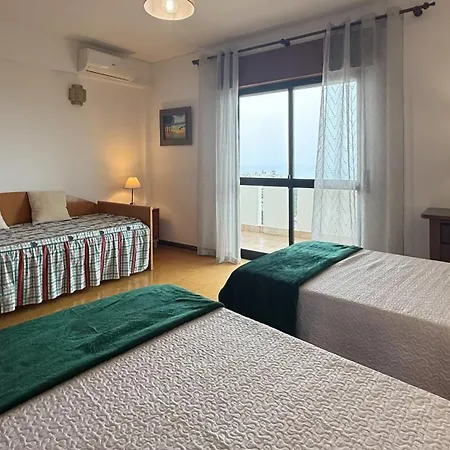 T2 Miramar, Pateo Albufeira